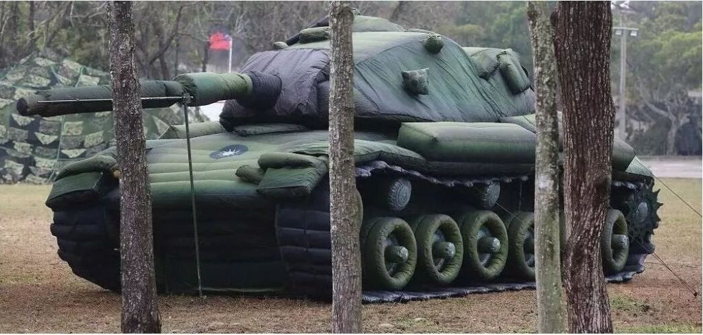 锦屏军用充气坦克